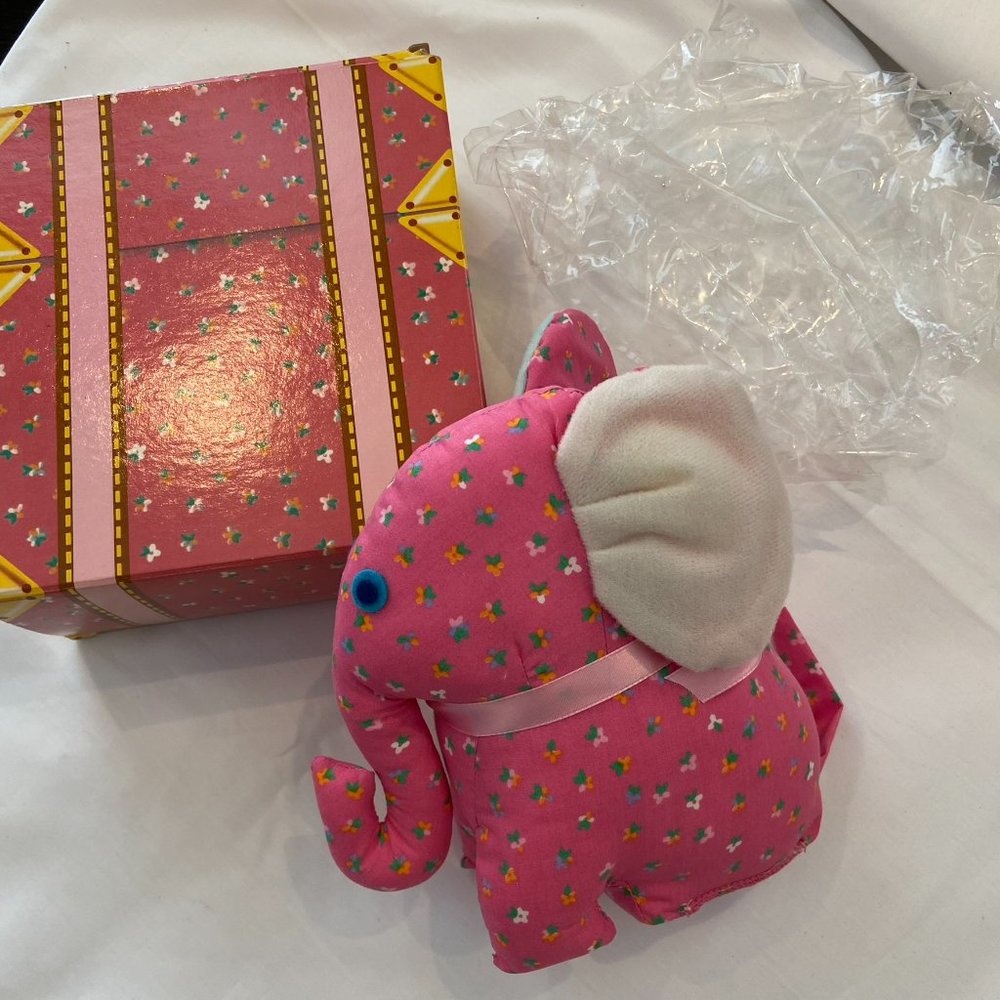ELLA the ELEPHANT Vintage Avon Garlandia Scented Stuffed Animal Collectible